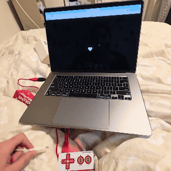 Every time it makes a sound when clicking on the key, the heart would go bigger